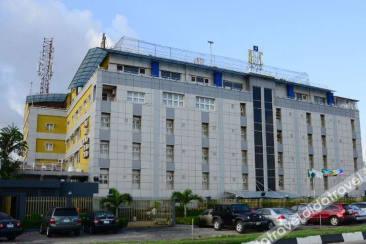 BWC Hotels & Suites
