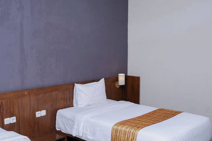 Room 40 of 188