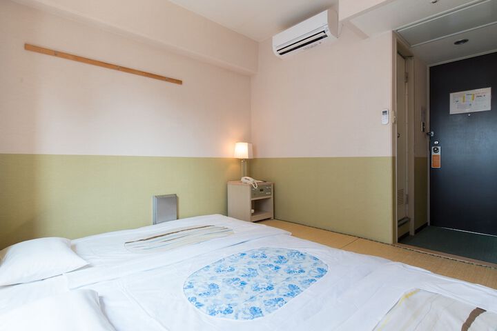 Room 56 of 99