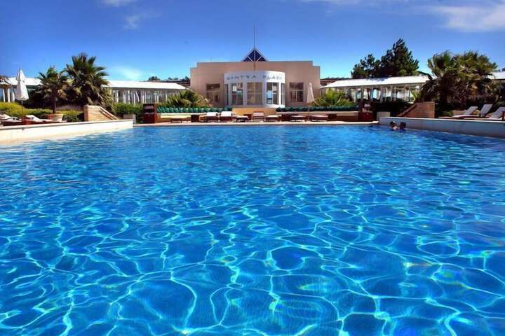 Pool 69 of 135
