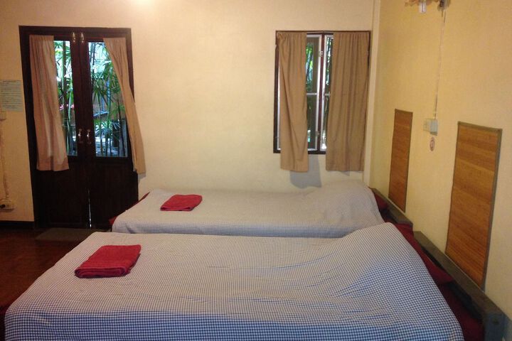 Room 17 of 75