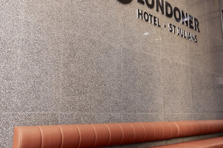 Hotel 2 of 82