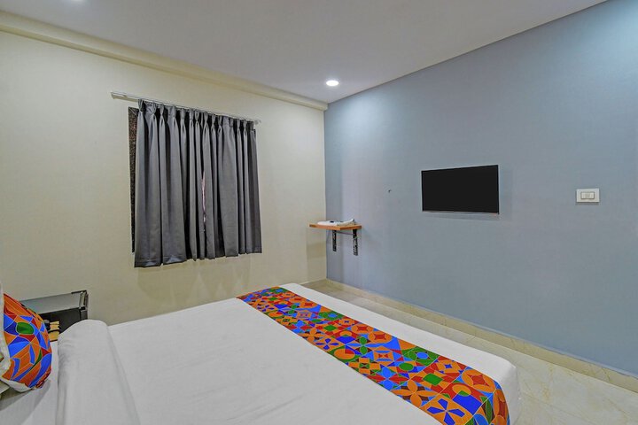Fabhotel La Vista Inn Grand