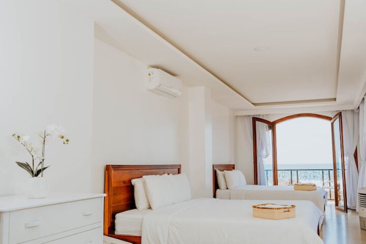 Room 15 of 87