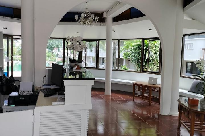 Hotel Interior 4 of 132