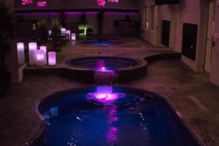 Pool 12 of 16