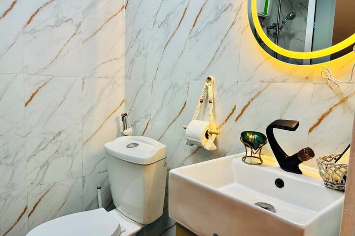 Room 142 of 336