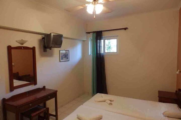 Room 16 of 89