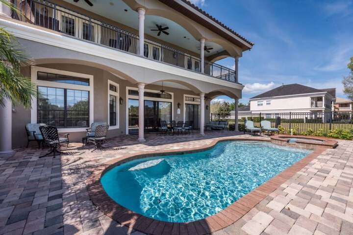 Pool 40 of 58