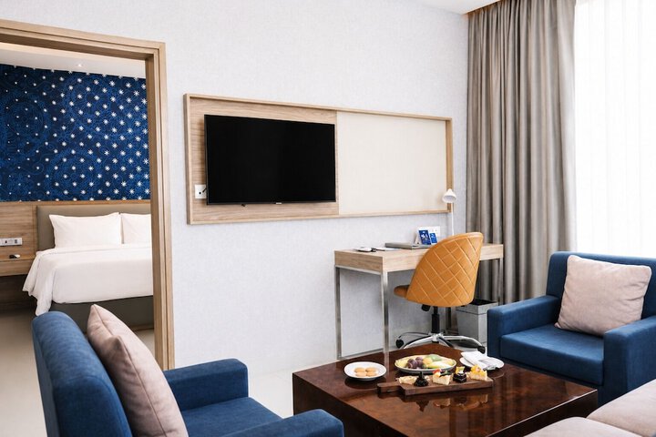 Room 25 of 52