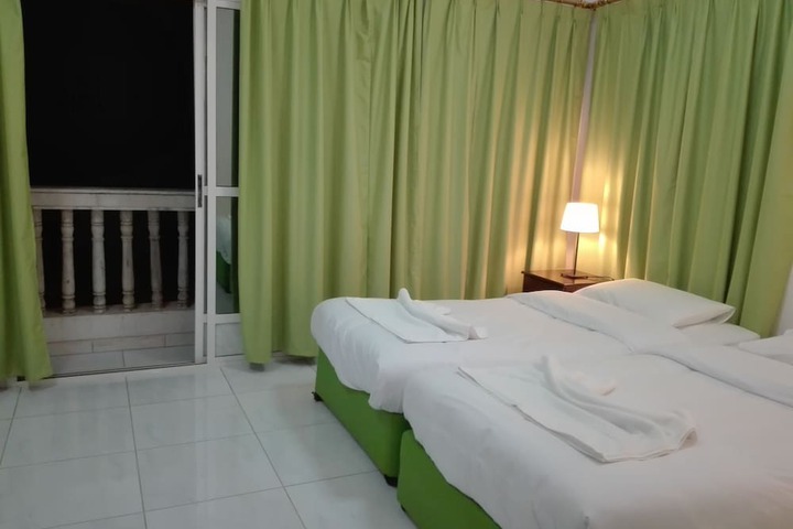 Room 8 of 53