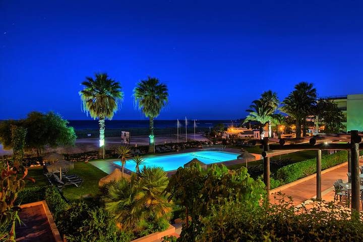 Hotel Pool