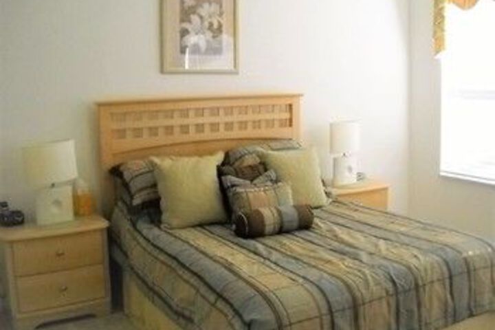 Room 9 of 21
