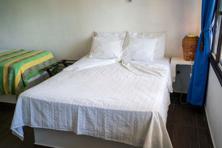 Room 65 of 228