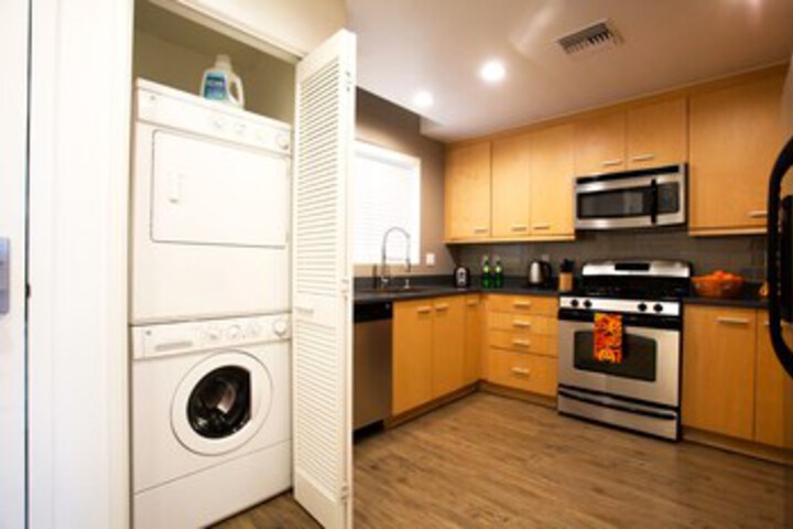 Laundry 15 of 29