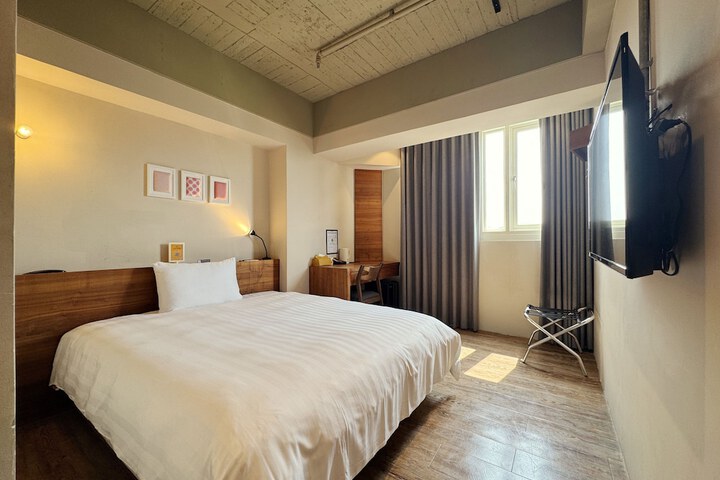 Room 40 of 65