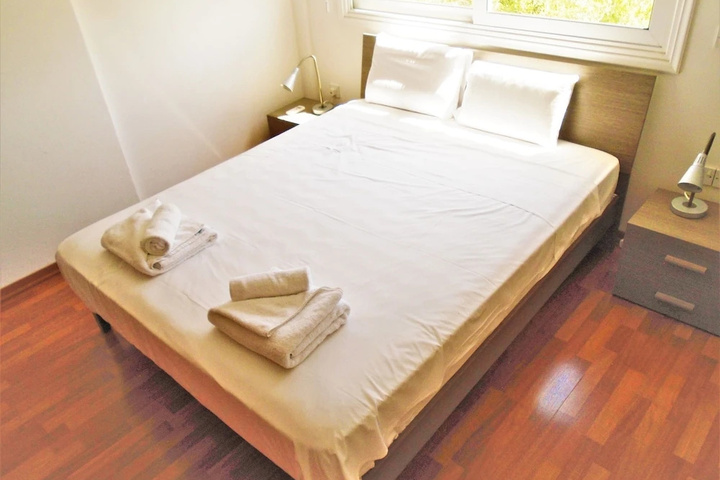 Room 5 of 22