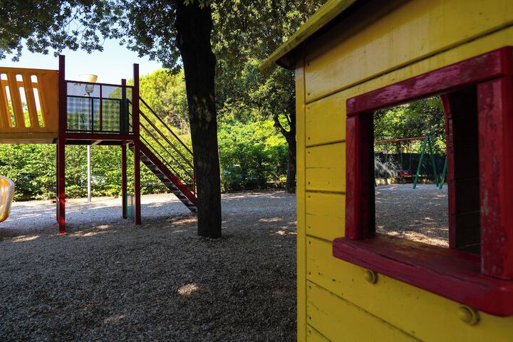 Children's play area - outdoor