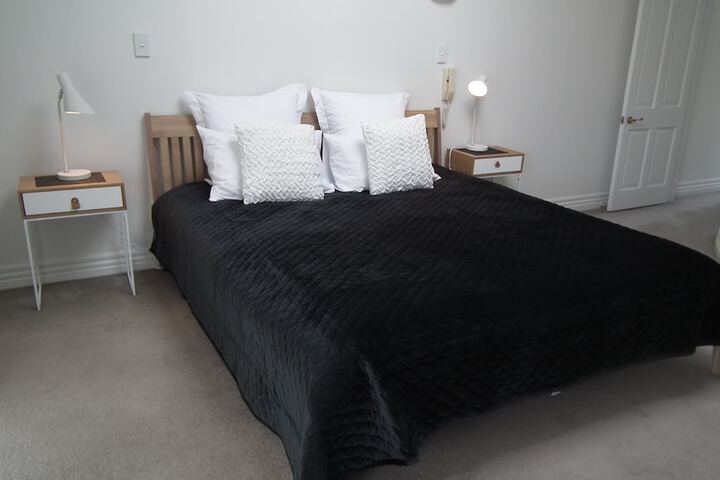 Room 15 of 129