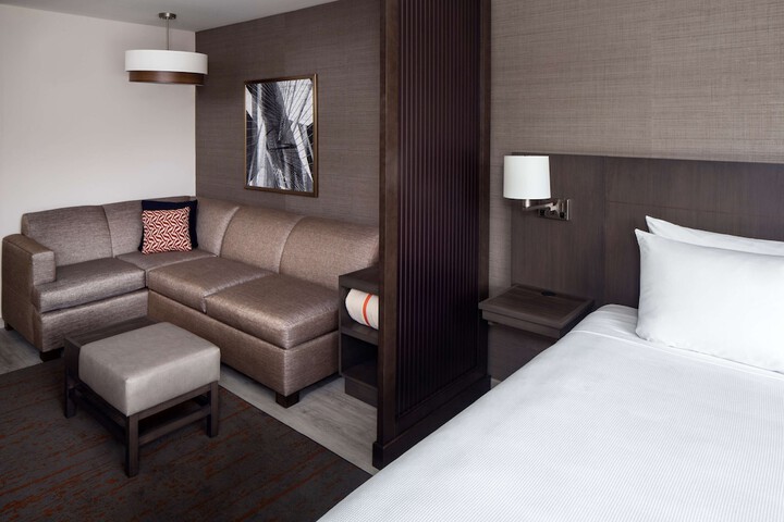 2 Queen Beds and Sofa (2 of 11)