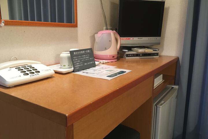 Room 12 of 41