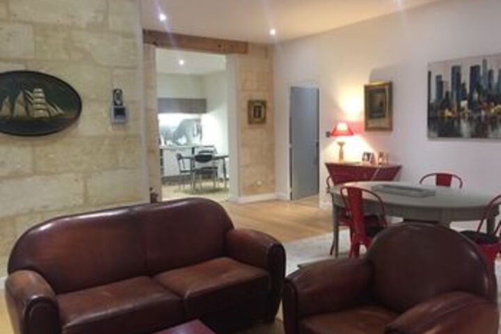 Room 14 of 16