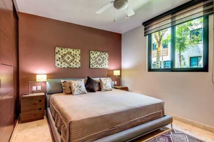 Room 5 of 22