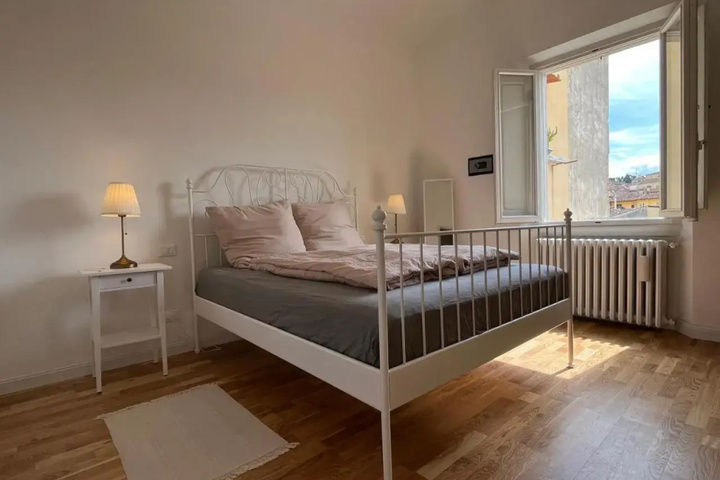 Room 2 of 14
