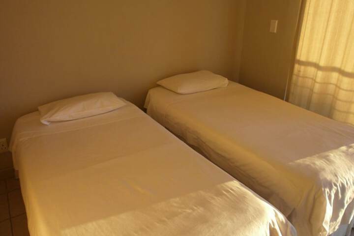 Room 5 of 25