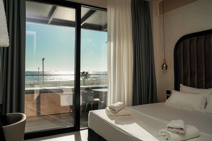 Room 48 of 177