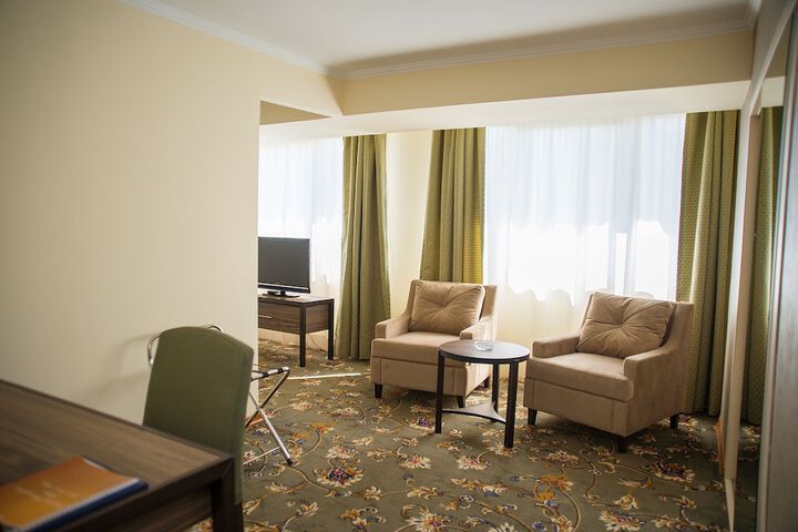 Room 30 of 111