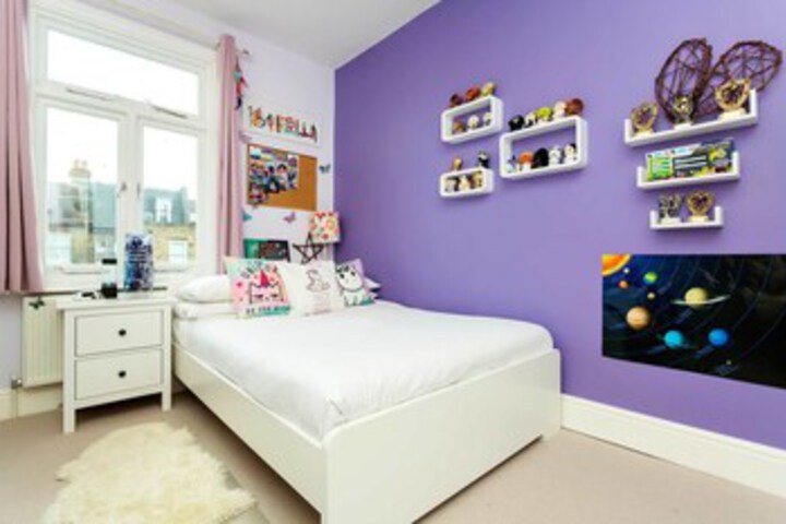 Room 13 of 21