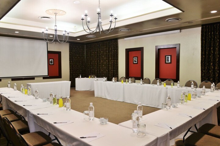Business Center 135 of 156