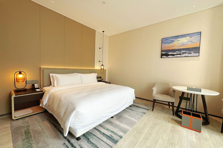 Room 40 of 84