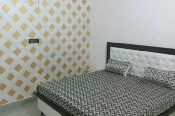 Spot on 93289 Hotel Akshat