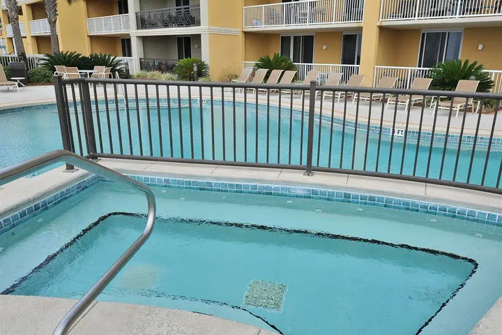 Pool 13 of 31