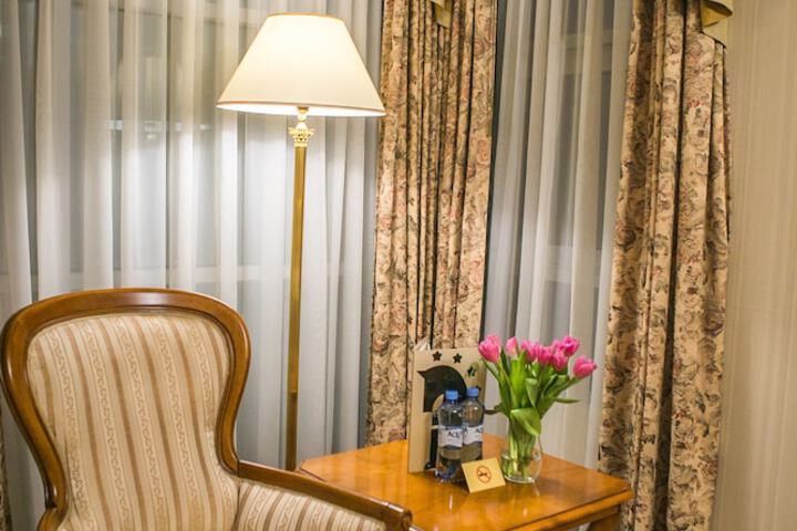 Room 30 of 117