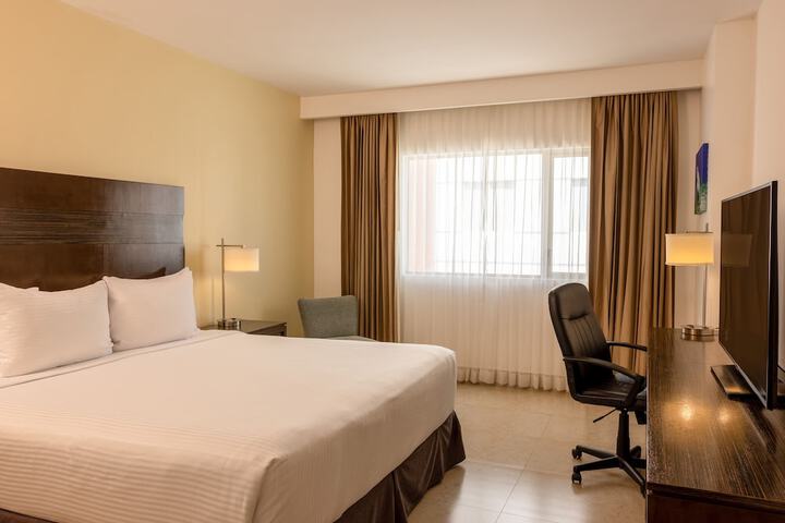 Room 25 of 65