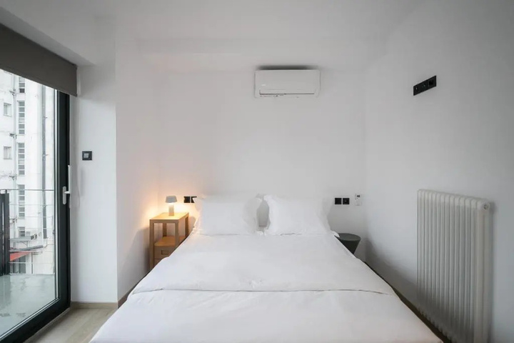 Room 2 of 12