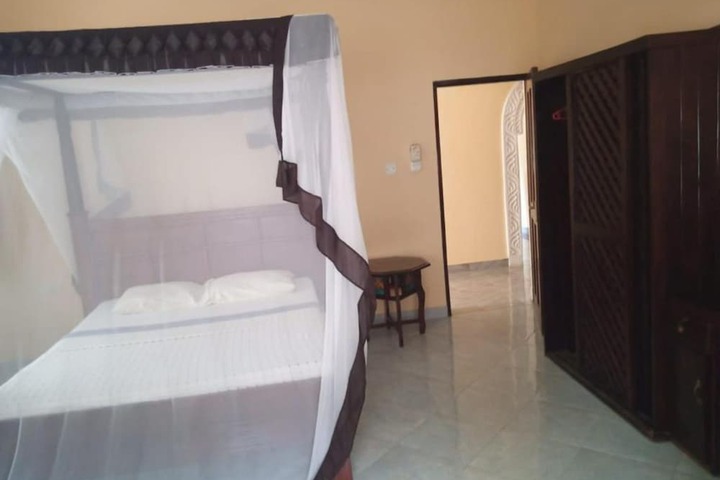 Room 3 of 23