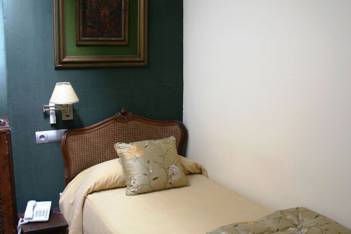 Room 38 of 39