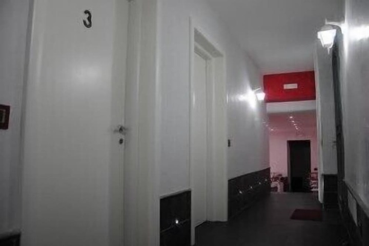 Ballroom/Hall 66 of 67