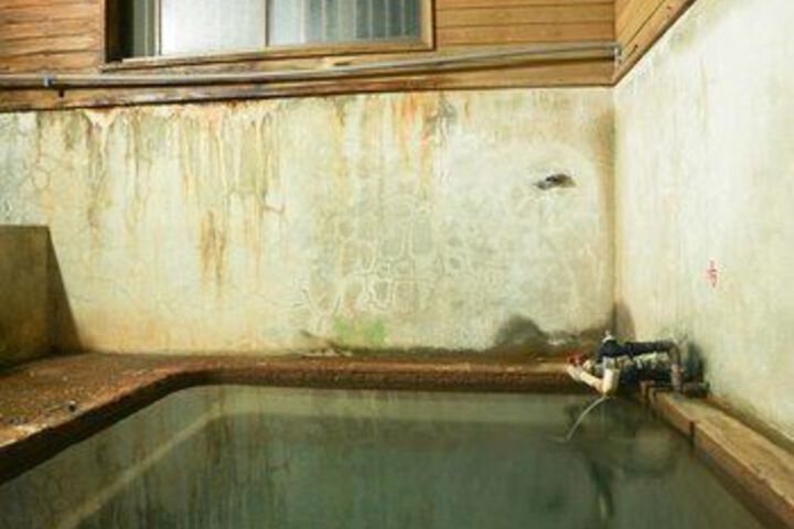 Pool 30 of 38