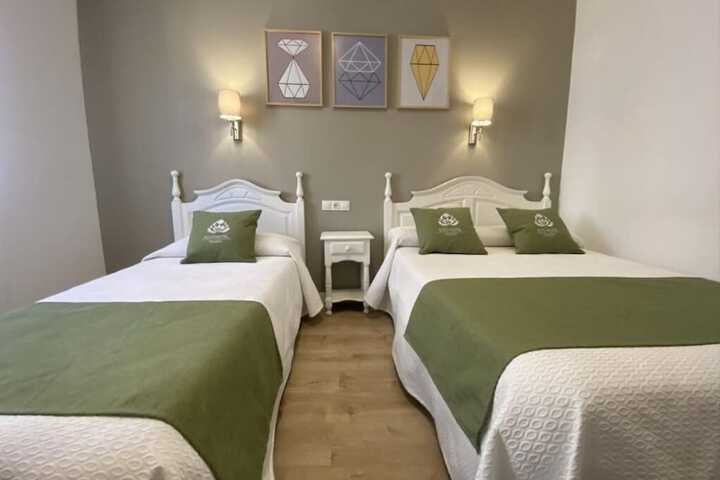 Room 15 of 39