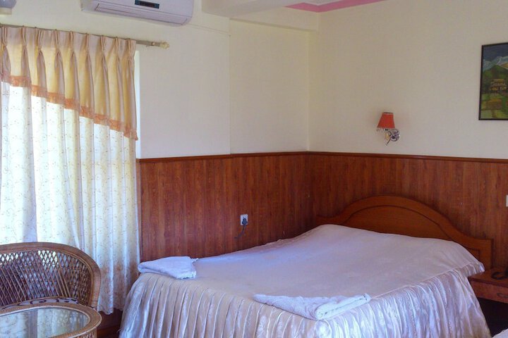 Room 10 of 161