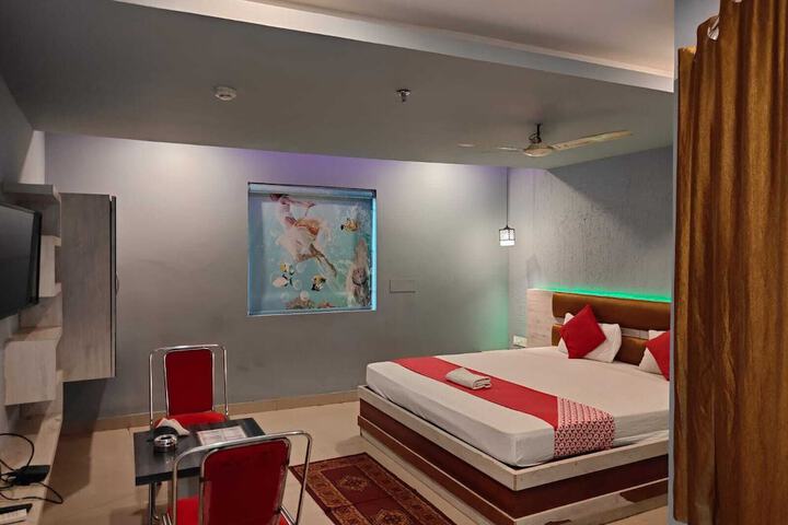 Room 6 of 21