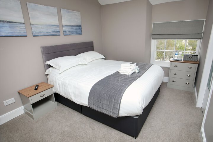 Room 8 of 39