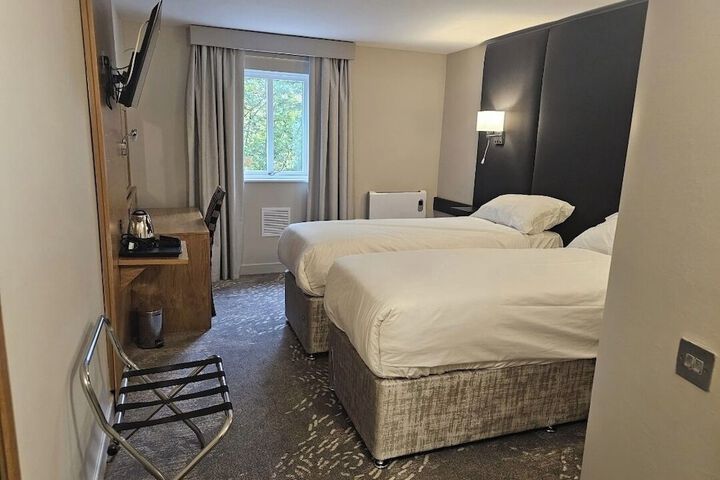 Room 10 of 52