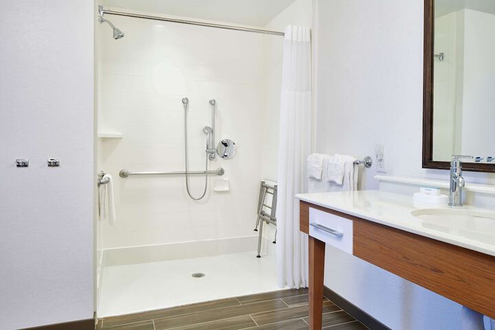 Bathroom shower