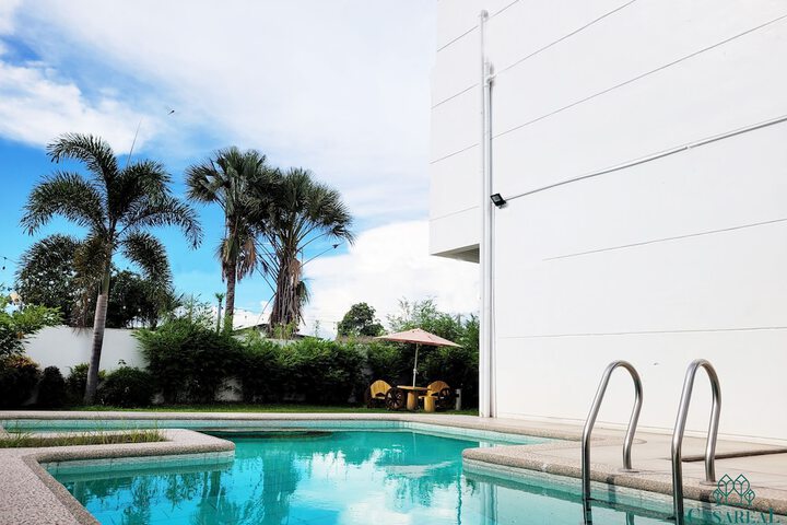Pool 12 of 15